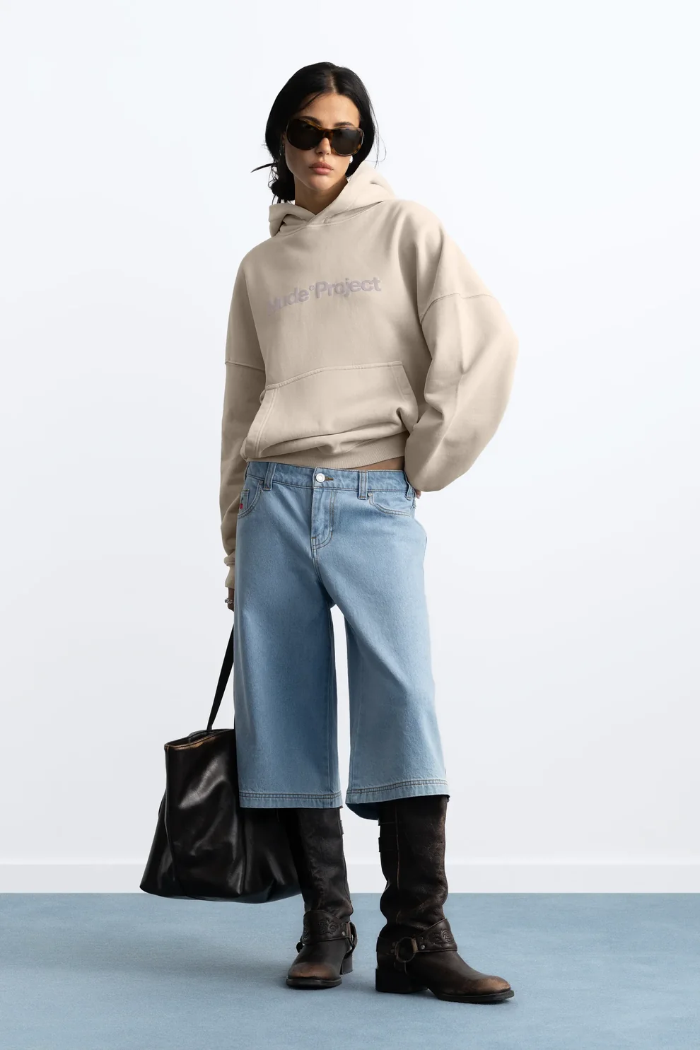 Box Logo Hoodie - Image 16