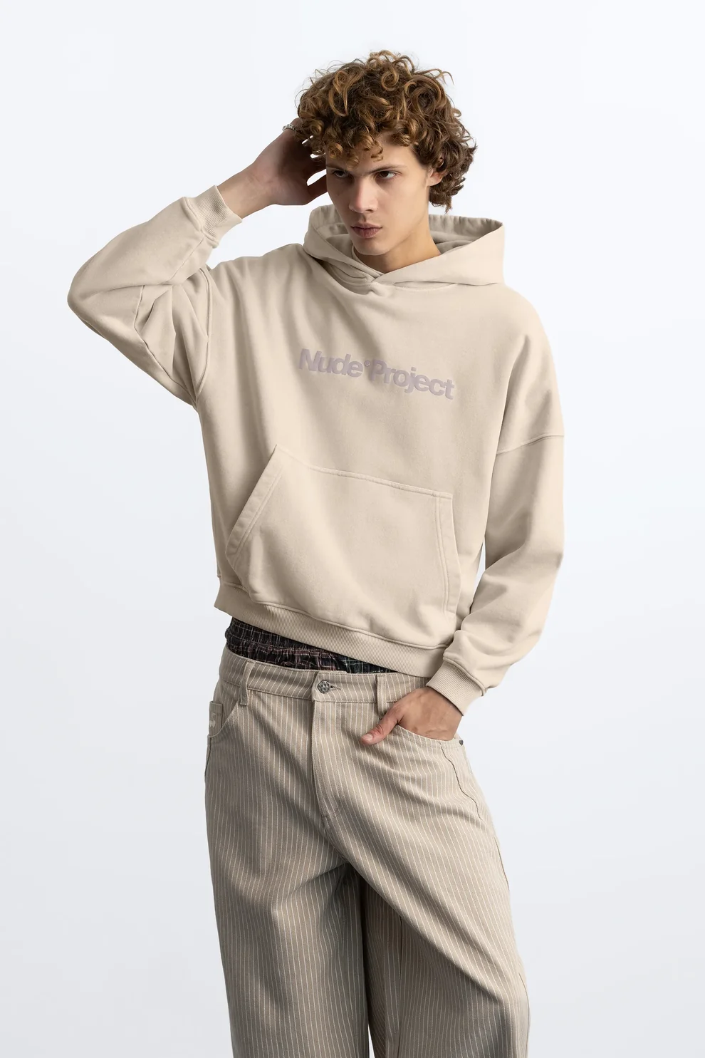 Box Logo Hoodie - Image 19